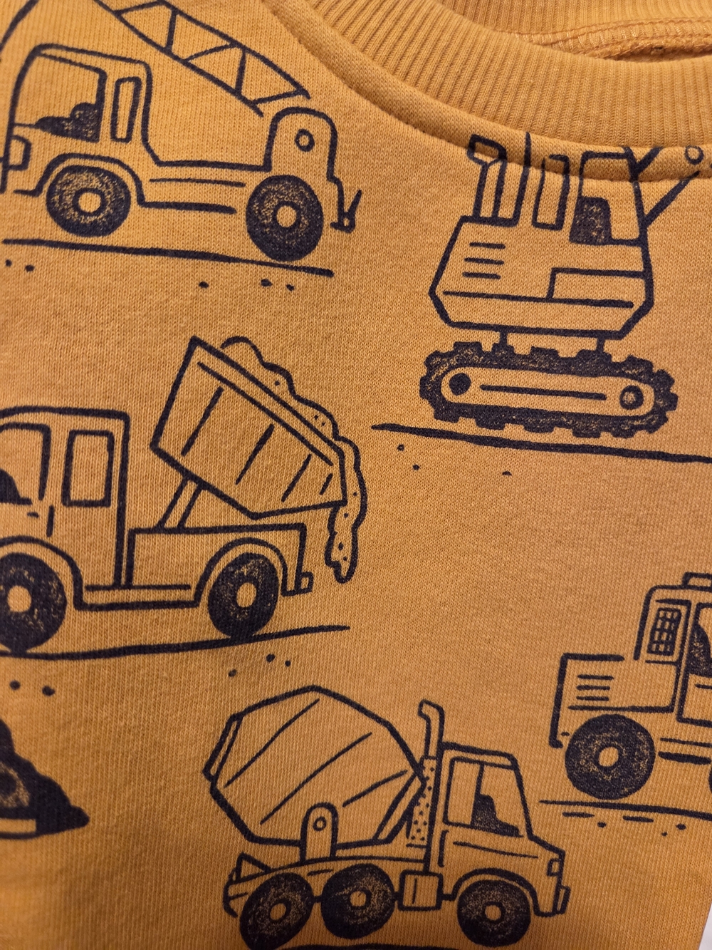 Jumping Beans Construction Vehicle Sweatshirt Yellow Baby 12M NWT - Picture 4 of 4